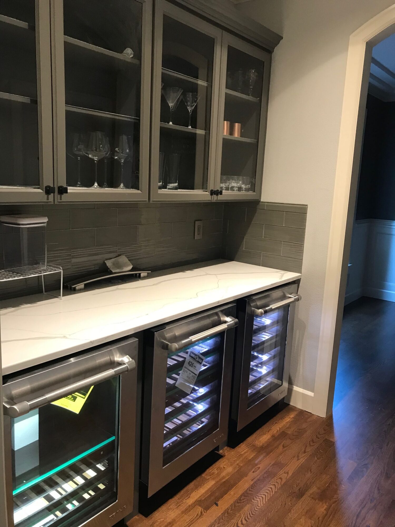 Custom Wine Bar & Built-Ins