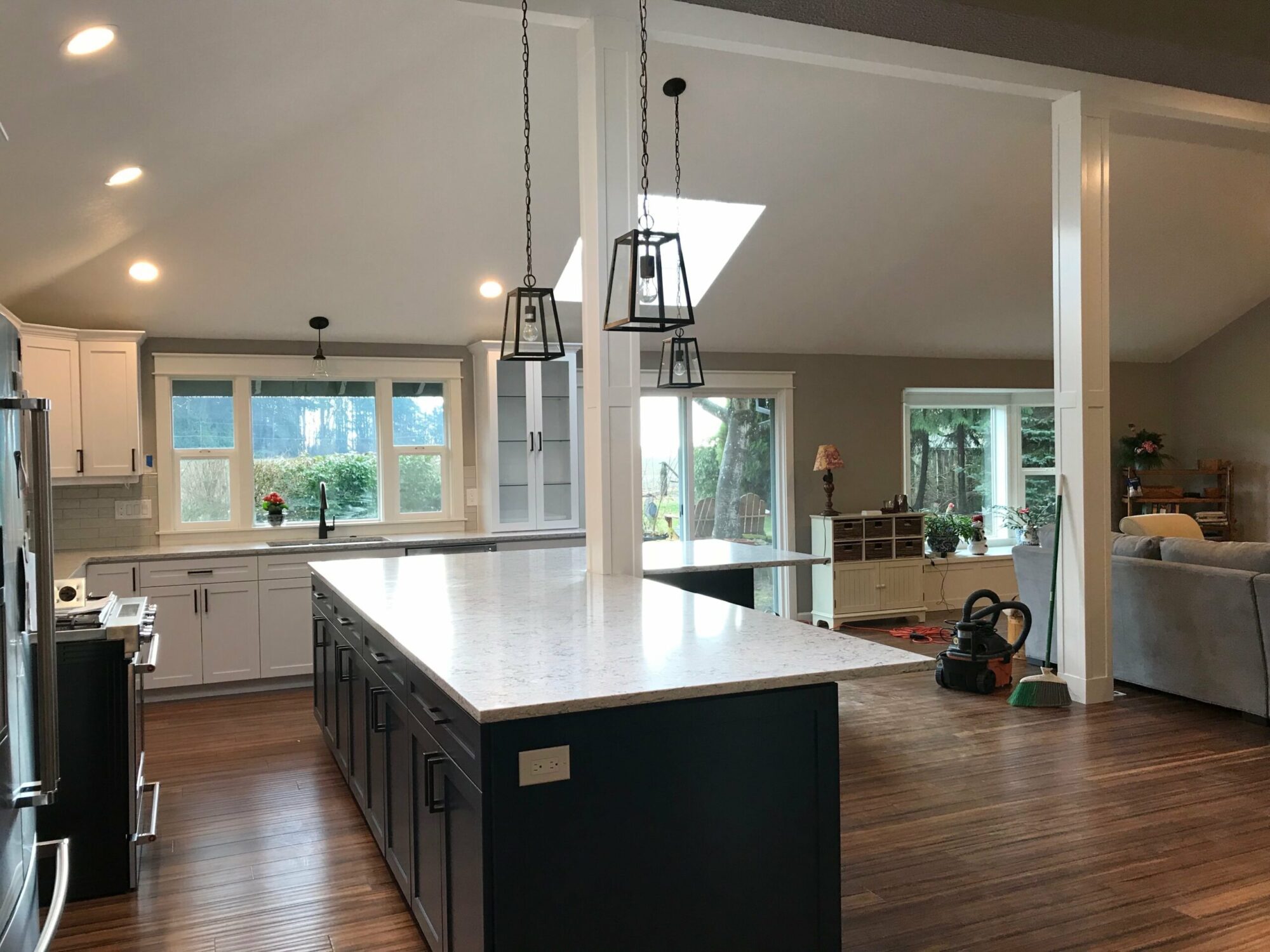 Custom kitchen remodel with quartz island in a Portland, Oregon home